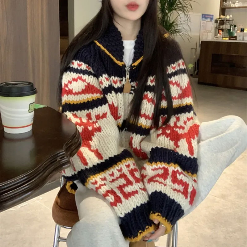 Christmas Vintage Elk Knitted  - Winter Clothing Colors recension och pris