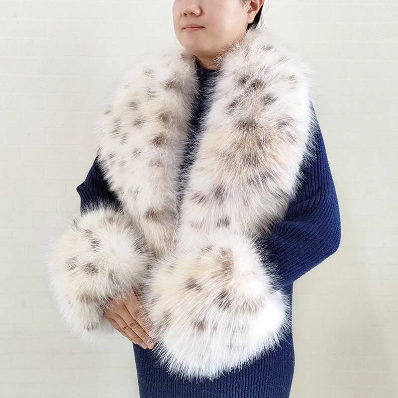 Large Women Faux Fox Fur Scarf - Winter Clothing Essentials recension och pris